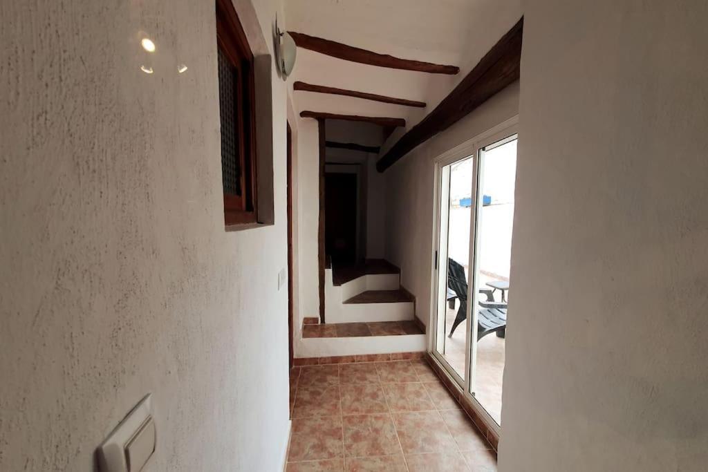 Casa Arriba Village House In Zarra 외부 사진